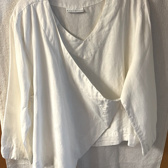 bryn Walker Tops - Bryan Walker linen blouse, size XL